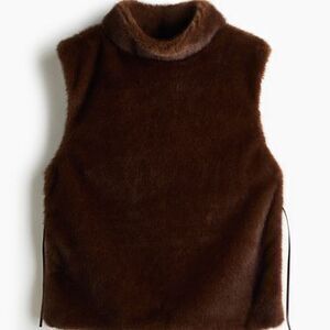 Sleeveless Mock Turtleneck Top
